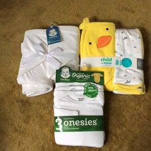 Baby lot, 4 towels, 3 long sleeve onesies NWT